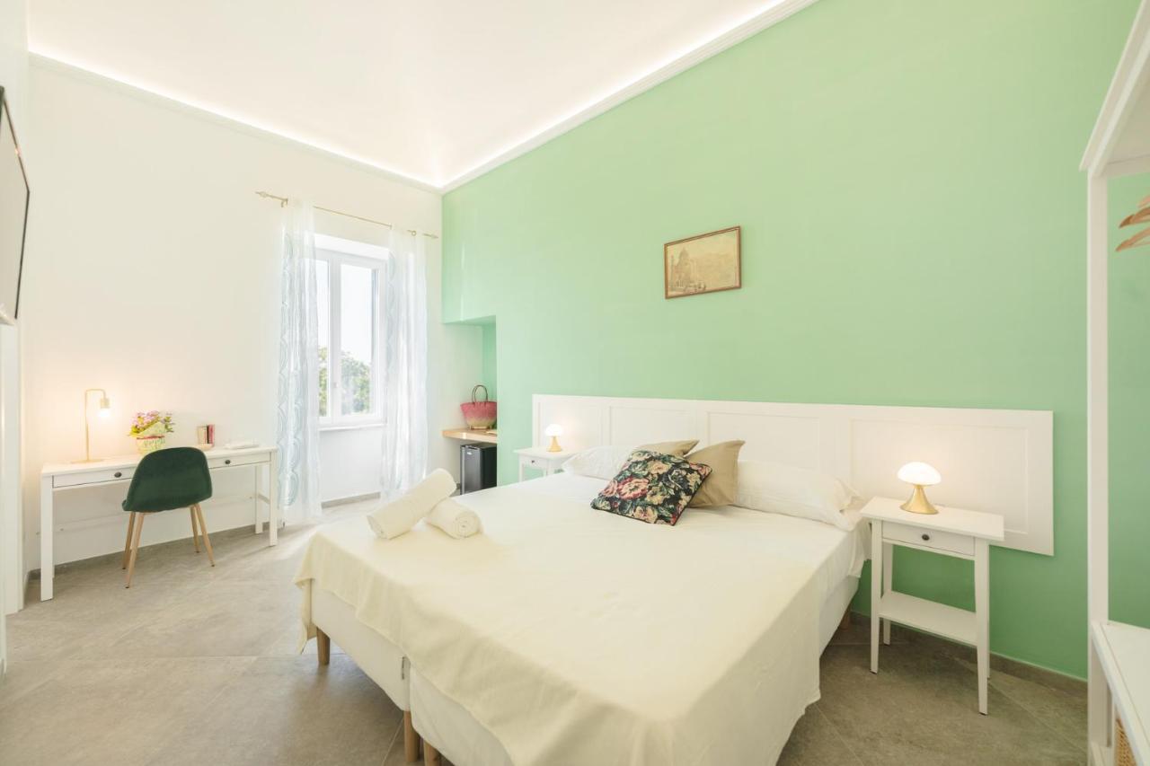 Villa Caterina B&B โปรชิดา ภายนอก รูปภาพ