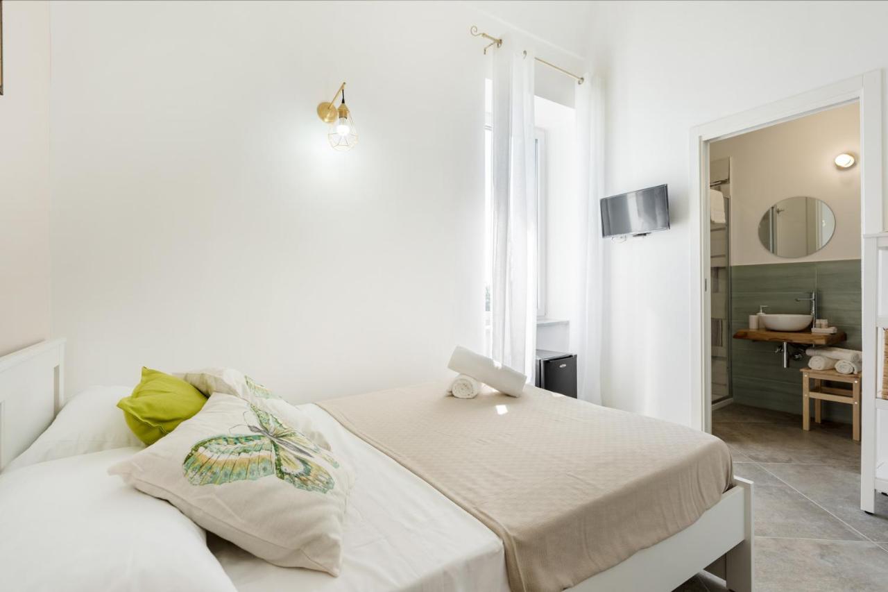 Villa Caterina B&B โปรชิดา ภายนอก รูปภาพ