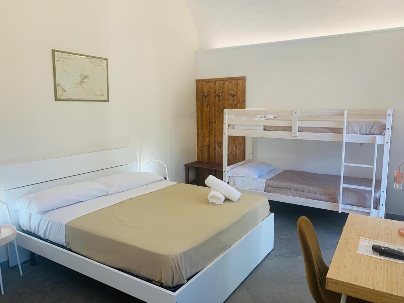 Villa Caterina B&B โปรชิดา ภายนอก รูปภาพ
